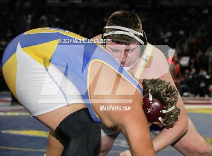 Thumbnail 3 in NYSPHSAA Division 2 Championships (Quarter-Finals 145 to 285) photogallery.