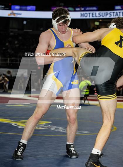 Thumbnail 1 in NYSPHSAA Division 2 Championships (Quarter-Finals 145 to 285) photogallery.