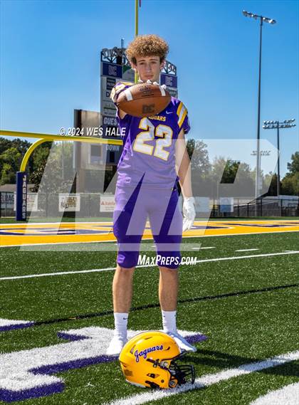 Thumbnail 3 in DeSoto Central (Team & Individual) photogallery.