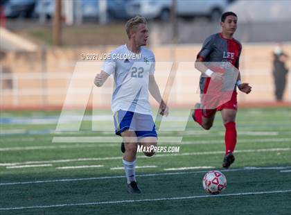 Thumbnail 2 in Lee [Robert E.] vs Clemens (UIL 6A Region 4 Quarterfinal) photogallery.