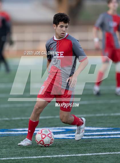 Thumbnail 1 in Lee [Robert E.] vs Clemens (UIL 6A Region 4 Quarterfinal) photogallery.