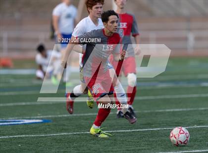 Thumbnail 3 in Lee [Robert E.] vs Clemens (UIL 6A Region 4 Quarterfinal) photogallery.