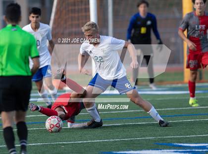 Thumbnail 2 in Lee [Robert E.] vs Clemens (UIL 6A Region 4 Quarterfinal) photogallery.