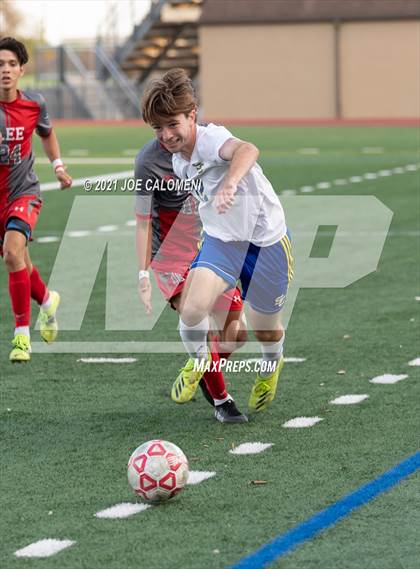 Thumbnail 1 in Lee [Robert E.] vs Clemens (UIL 6A Region 4 Quarterfinal) photogallery.