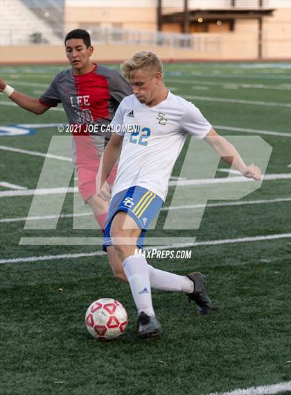 Thumbnail 1 in Lee [Robert E.] vs Clemens (UIL 6A Region 4 Quarterfinal) photogallery.