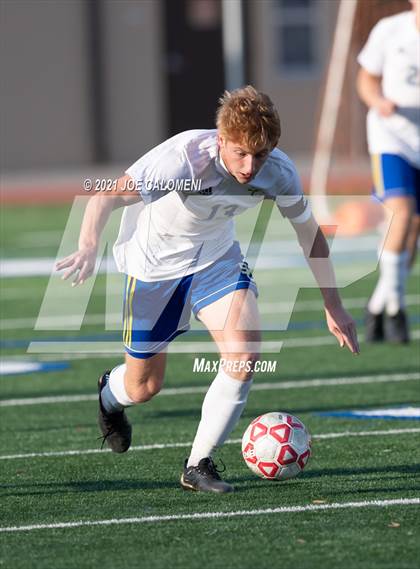 Thumbnail 1 in Lee [Robert E.] vs Clemens (UIL 6A Region 4 Quarterfinal) photogallery.