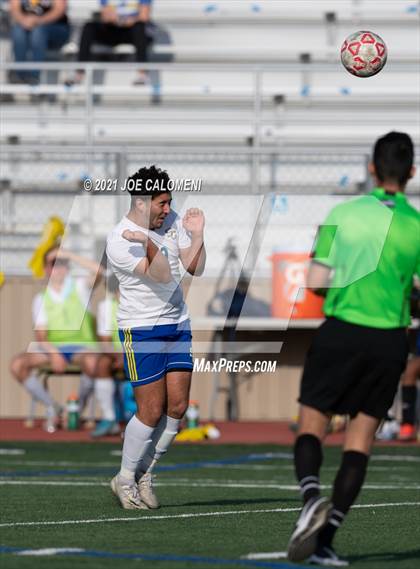 Thumbnail 3 in Lee [Robert E.] vs Clemens (UIL 6A Region 4 Quarterfinal) photogallery.