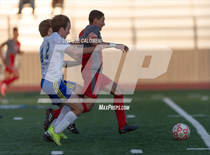 Thumbnail 2 in Lee [Robert E.] vs Clemens (UIL 6A Region 4 Quarterfinal) photogallery.