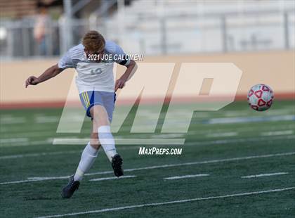 Thumbnail 2 in Lee [Robert E.] vs Clemens (UIL 6A Region 4 Quarterfinal) photogallery.