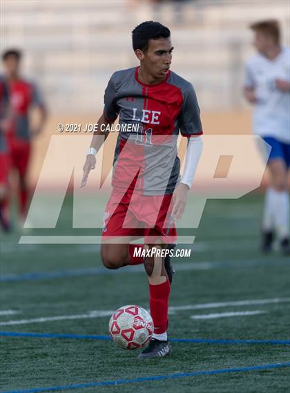 Thumbnail 2 in Lee [Robert E.] vs Clemens (UIL 6A Region 4 Quarterfinal) photogallery.