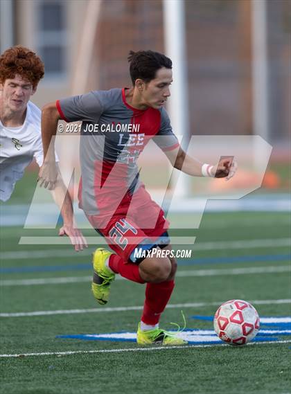 Thumbnail 1 in Lee [Robert E.] vs Clemens (UIL 6A Region 4 Quarterfinal) photogallery.