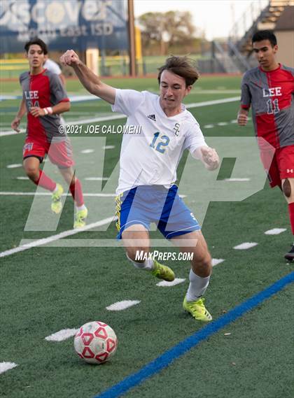 Thumbnail 3 in Lee [Robert E.] vs Clemens (UIL 6A Region 4 Quarterfinal) photogallery.