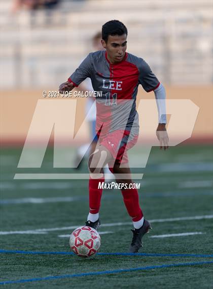 Thumbnail 3 in Lee [Robert E.] vs Clemens (UIL 6A Region 4 Quarterfinal) photogallery.