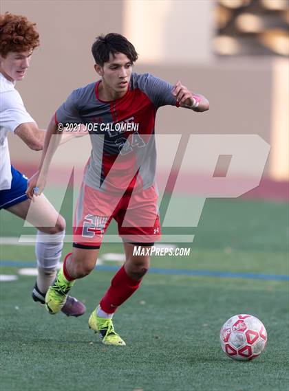 Thumbnail 3 in Lee [Robert E.] vs Clemens (UIL 6A Region 4 Quarterfinal) photogallery.