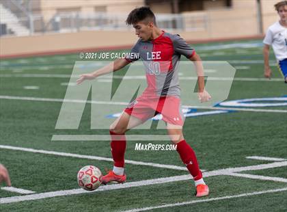 Thumbnail 2 in Lee [Robert E.] vs Clemens (UIL 6A Region 4 Quarterfinal) photogallery.