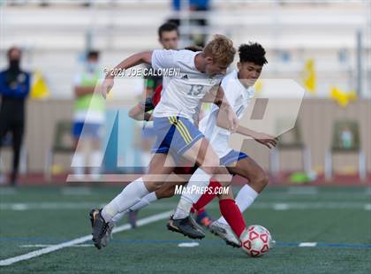Thumbnail 2 in Lee [Robert E.] vs Clemens (UIL 6A Region 4 Quarterfinal) photogallery.