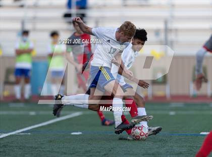 Thumbnail 3 in Lee [Robert E.] vs Clemens (UIL 6A Region 4 Quarterfinal) photogallery.