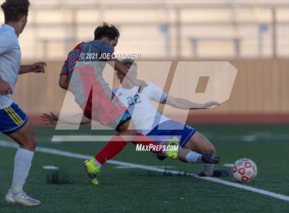 Thumbnail 3 in Lee [Robert E.] vs Clemens (UIL 6A Region 4 Quarterfinal) photogallery.