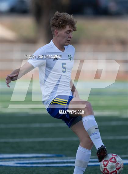 Thumbnail 1 in Lee [Robert E.] vs Clemens (UIL 6A Region 4 Quarterfinal) photogallery.