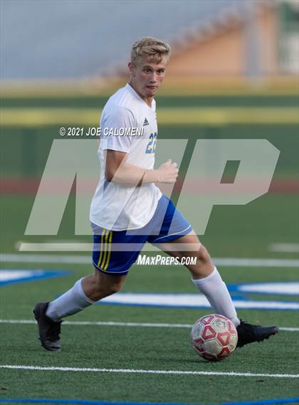 Thumbnail 1 in Lee [Robert E.] vs Clemens (UIL 6A Region 4 Quarterfinal) photogallery.