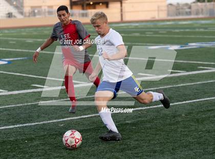 Thumbnail 2 in Lee [Robert E.] vs Clemens (UIL 6A Region 4 Quarterfinal) photogallery.