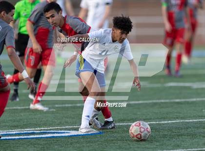 Thumbnail 3 in Lee [Robert E.] vs Clemens (UIL 6A Region 4 Quarterfinal) photogallery.