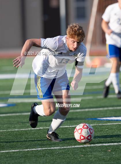 Thumbnail 2 in Lee [Robert E.] vs Clemens (UIL 6A Region 4 Quarterfinal) photogallery.