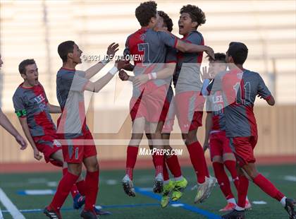Thumbnail 1 in Lee [Robert E.] vs Clemens (UIL 6A Region 4 Quarterfinal) photogallery.