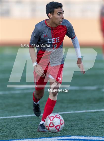 Thumbnail 2 in Lee [Robert E.] vs Clemens (UIL 6A Region 4 Quarterfinal) photogallery.
