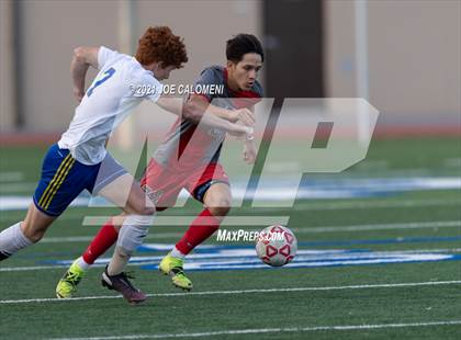 Thumbnail 2 in Lee [Robert E.] vs Clemens (UIL 6A Region 4 Quarterfinal) photogallery.