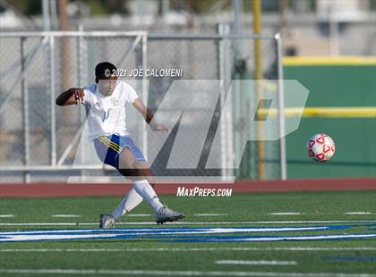 Thumbnail 2 in Lee [Robert E.] vs Clemens (UIL 6A Region 4 Quarterfinal) photogallery.