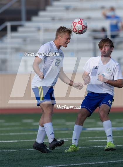 Thumbnail 3 in Lee [Robert E.] vs Clemens (UIL 6A Region 4 Quarterfinal) photogallery.