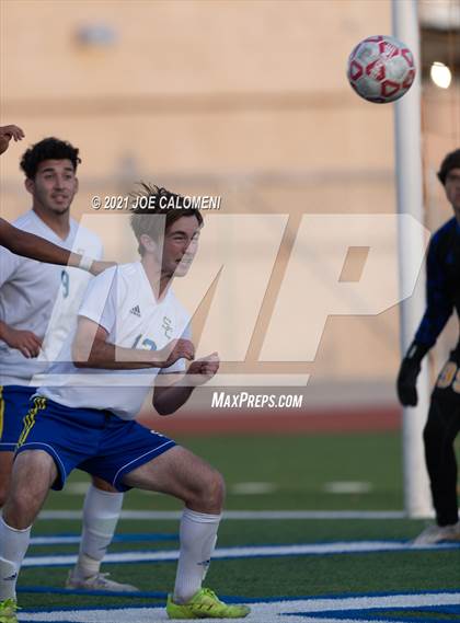 Thumbnail 2 in Lee [Robert E.] vs Clemens (UIL 6A Region 4 Quarterfinal) photogallery.