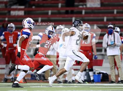 Thumbnail 3 in Valor Christian vs. Cherry Creek (CHSAA 5A Championship) photogallery.