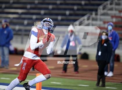 Thumbnail 3 in Valor Christian vs. Cherry Creek (CHSAA 5A Championship) photogallery.