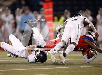 Thumbnail 1 in Valor Christian vs. Cherry Creek (CHSAA 5A Championship) photogallery.
