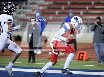 Thumbnail 2 in Valor Christian vs. Cherry Creek (CHSAA 5A Championship) photogallery.