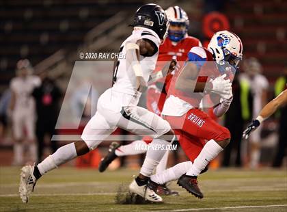 Thumbnail 3 in Valor Christian vs. Cherry Creek (CHSAA 5A Championship) photogallery.