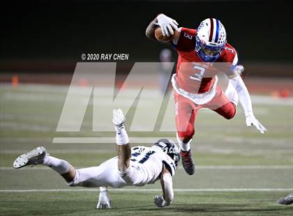Thumbnail 1 in Valor Christian vs. Cherry Creek (CHSAA 5A Championship) photogallery.