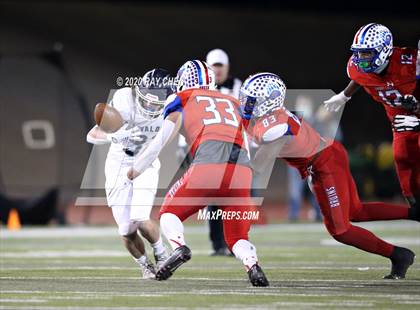 Thumbnail 1 in Valor Christian vs. Cherry Creek (CHSAA 5A Championship) photogallery.