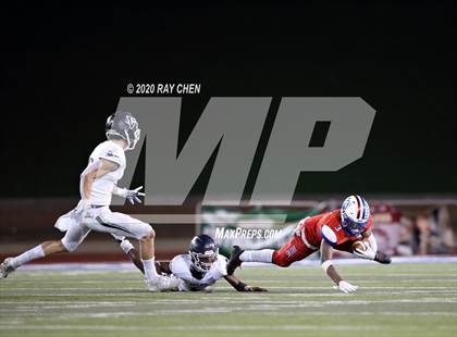 Thumbnail 2 in Valor Christian vs. Cherry Creek (CHSAA 5A Championship) photogallery.