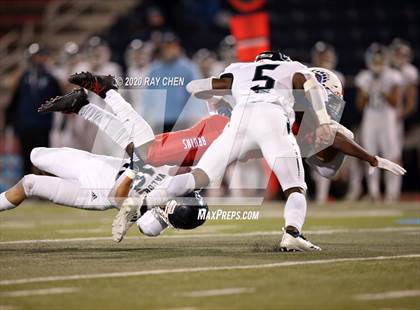 Thumbnail 3 in Valor Christian vs. Cherry Creek (CHSAA 5A Championship) photogallery.