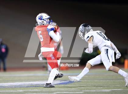 Thumbnail 2 in Valor Christian vs. Cherry Creek (CHSAA 5A Championship) photogallery.