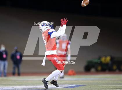 Thumbnail 1 in Valor Christian vs. Cherry Creek (CHSAA 5A Championship) photogallery.