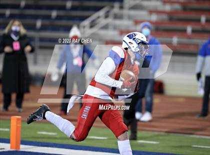 Thumbnail 1 in Valor Christian vs. Cherry Creek (CHSAA 5A Championship) photogallery.