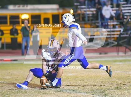 Thumbnail 2 in Prescott @ Greenway (AIA 4A Round 1 Playoff) photogallery.