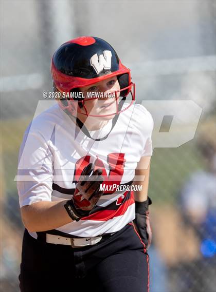 Thumbnail 3 in Lincoln East vs Omaha Westside photogallery.