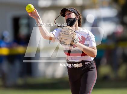 Thumbnail 3 in Lincoln East vs Omaha Westside photogallery.