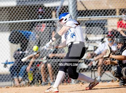 Thumbnail 3 in Lincoln East vs Omaha Westside photogallery.
