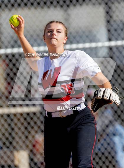 Thumbnail 1 in Lincoln East vs Omaha Westside photogallery.